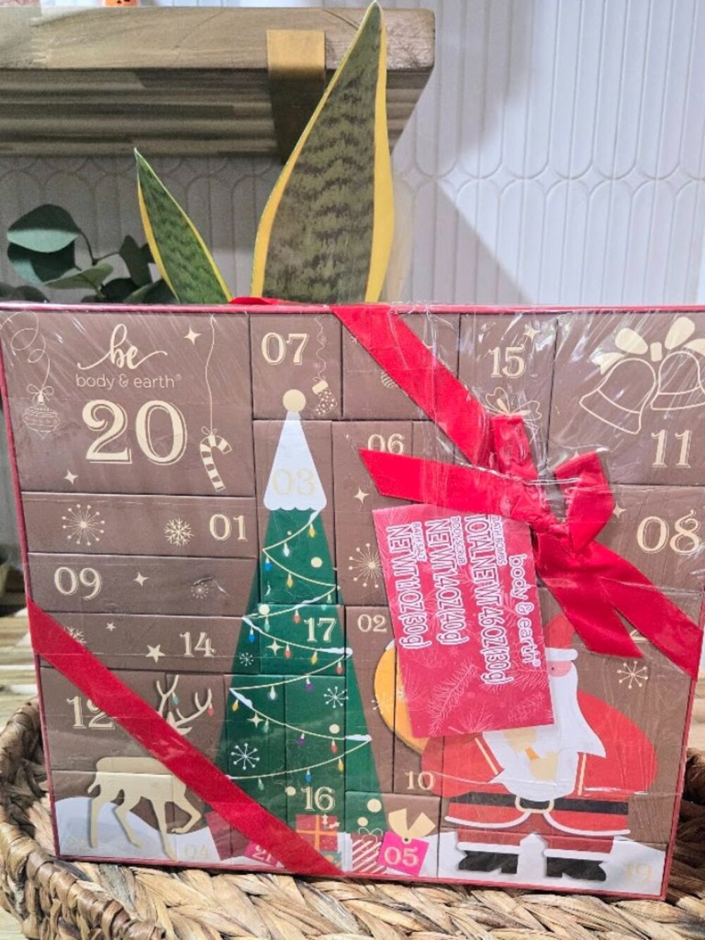Body & Earth 24 Days Beauty Skincare Advent Calendar Holiday Bath Spa Set NEW